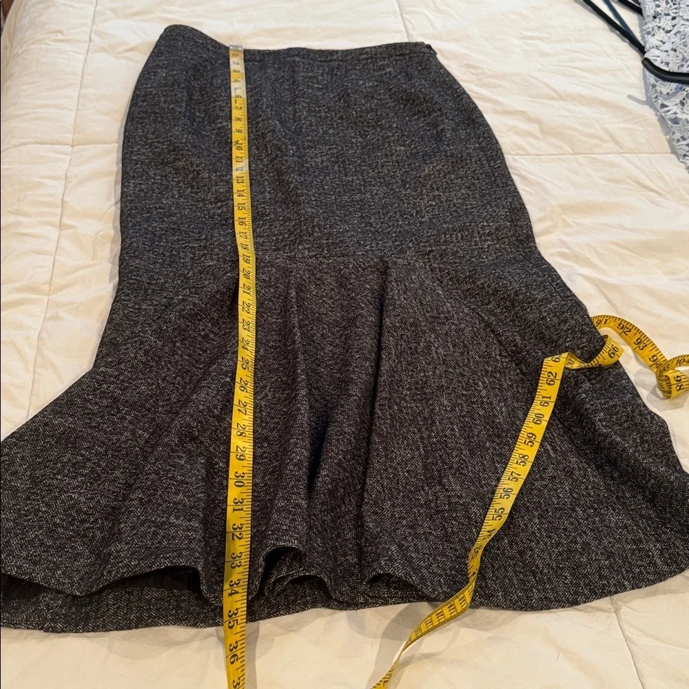 Don Caster NWT 🔥sale🔥black gray and white skirt